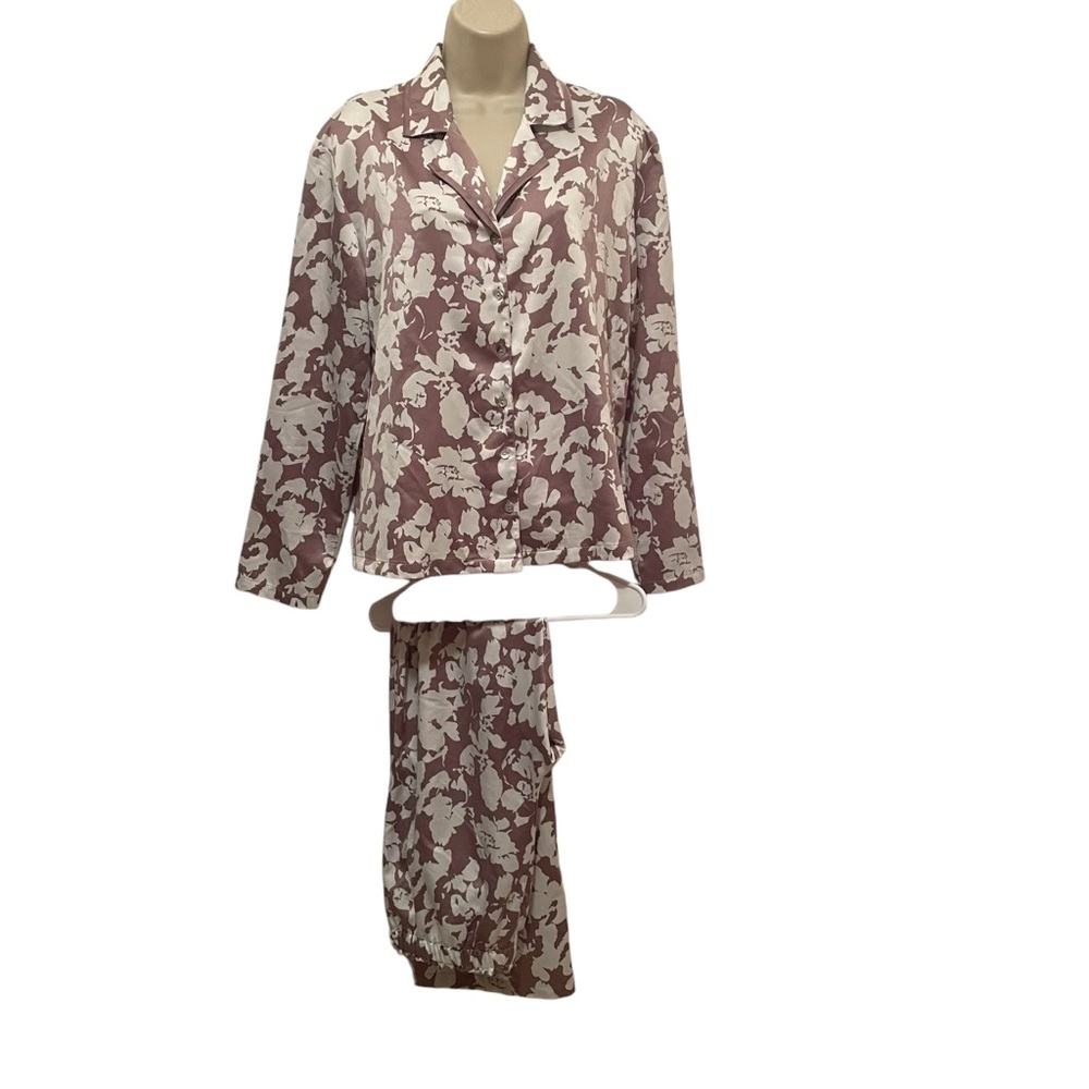 Nordstrom Rack Women’s Pajama Set Floral Print Purple/Ivory size Small